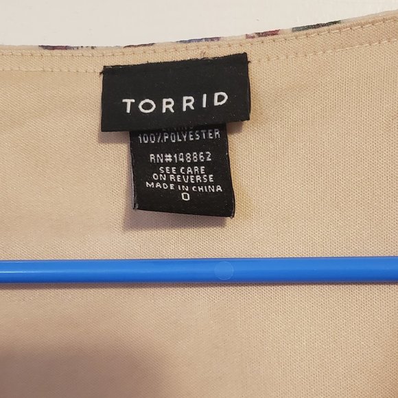 Torrid Floral Print Chiffon Peplum Blouse - Picture 5 of 6